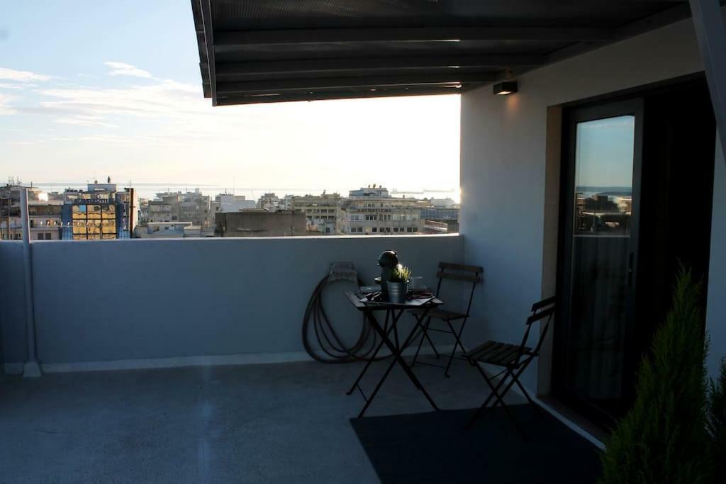 Stylish Seaview Rooftop Солун Екстериор снимка